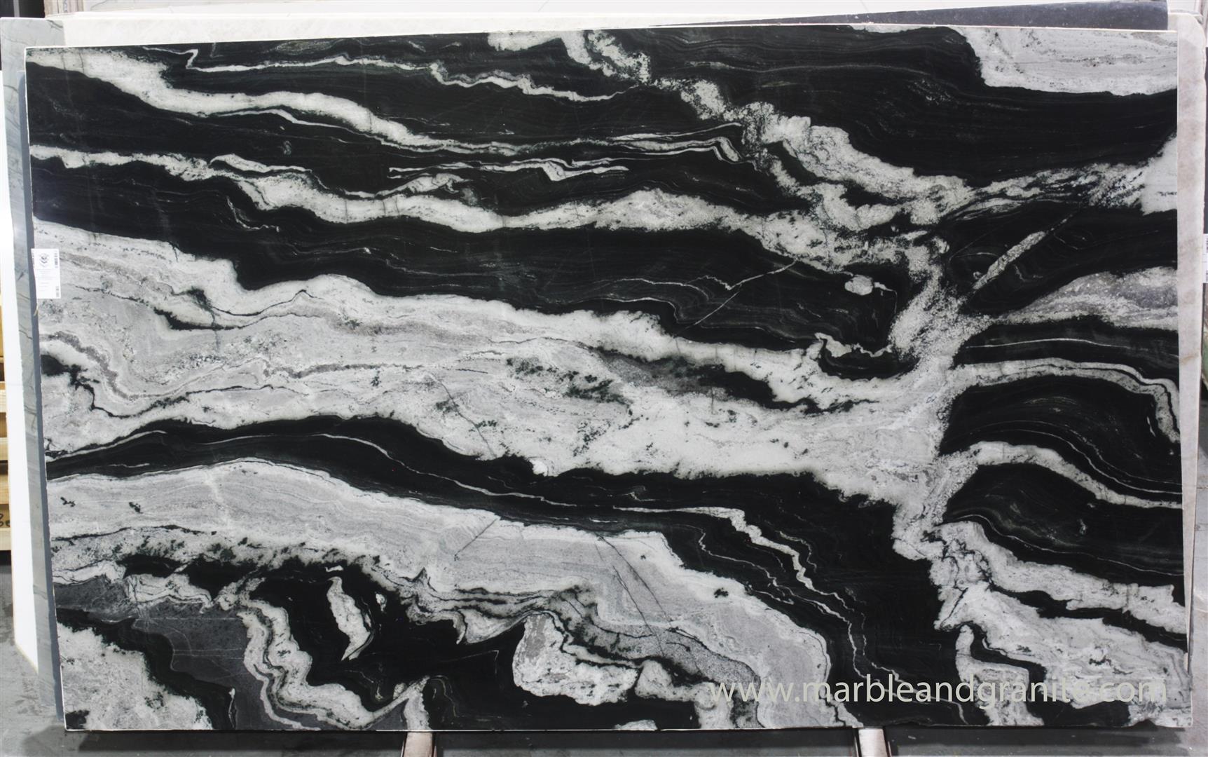 Copacabana Slabs image