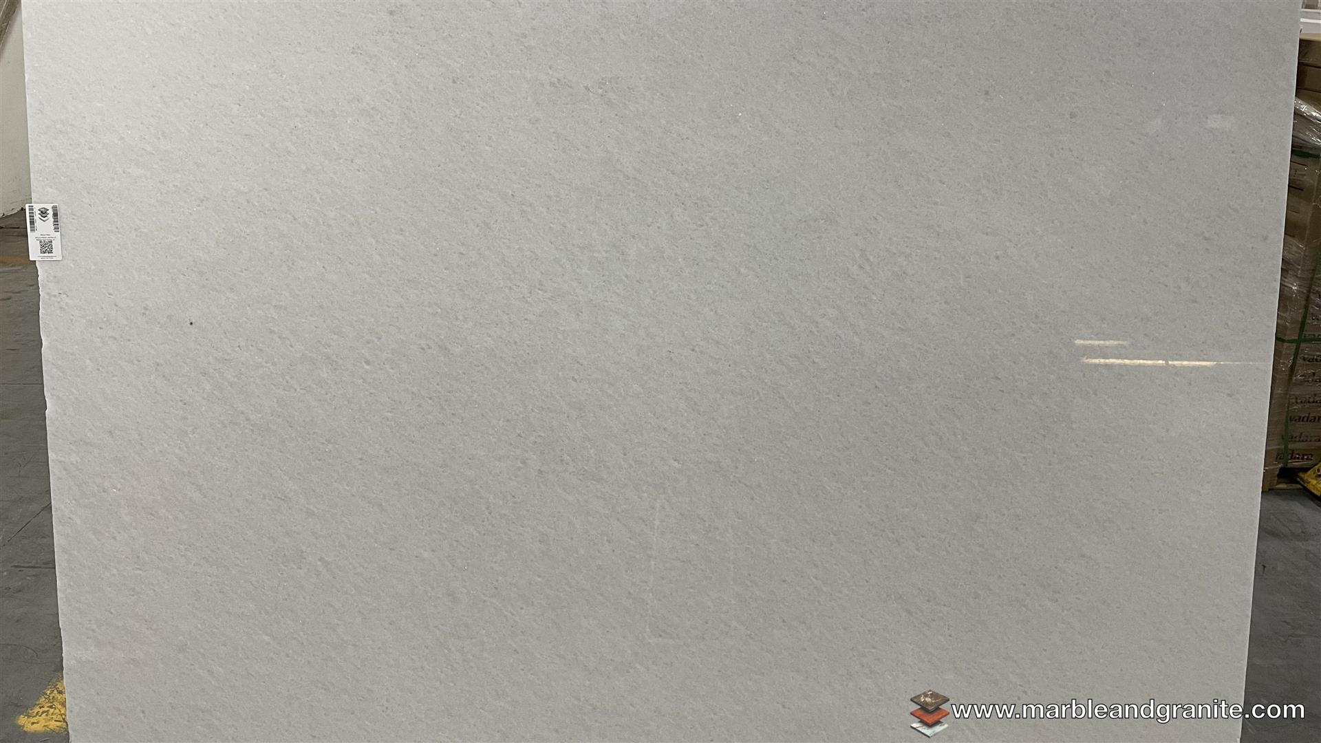 Bianco Neve Slabs image